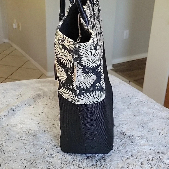 NWT Sun N Sand Black Floral Tote Beach Vacation Summer Bag Easy Carry Large - Picture 2 of 7